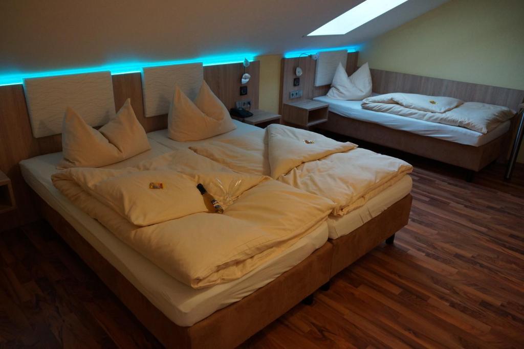 Hotel Garni Kleindienst Ursensollen Номер фото
